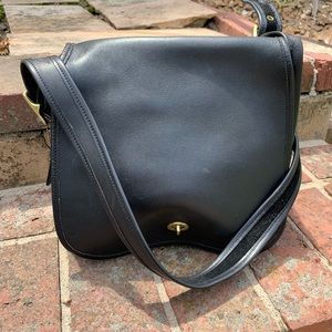 Vintage Coach Black Leather Full Flap Purse
